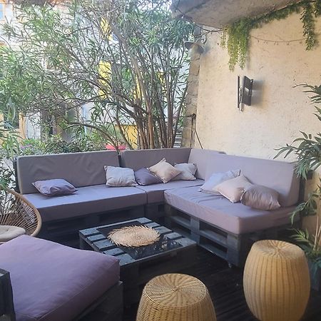Auberge De L Helvie Chez Coco & Ricou Valvigneres Екстер'єр фото