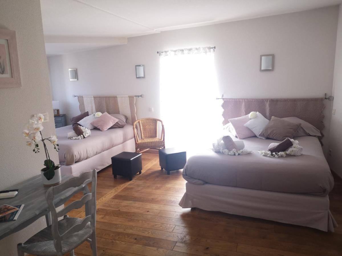 Auberge De L Helvie Chez Coco & Ricou Valvigneres Екстер'єр фото